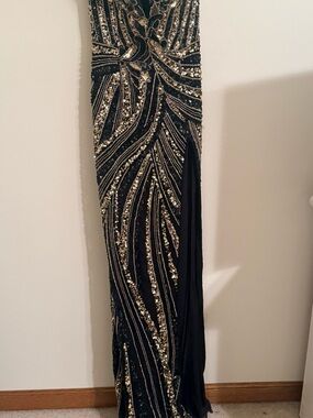 Black & Gold Sequin Prom Dress - Ashley Lauren size 0